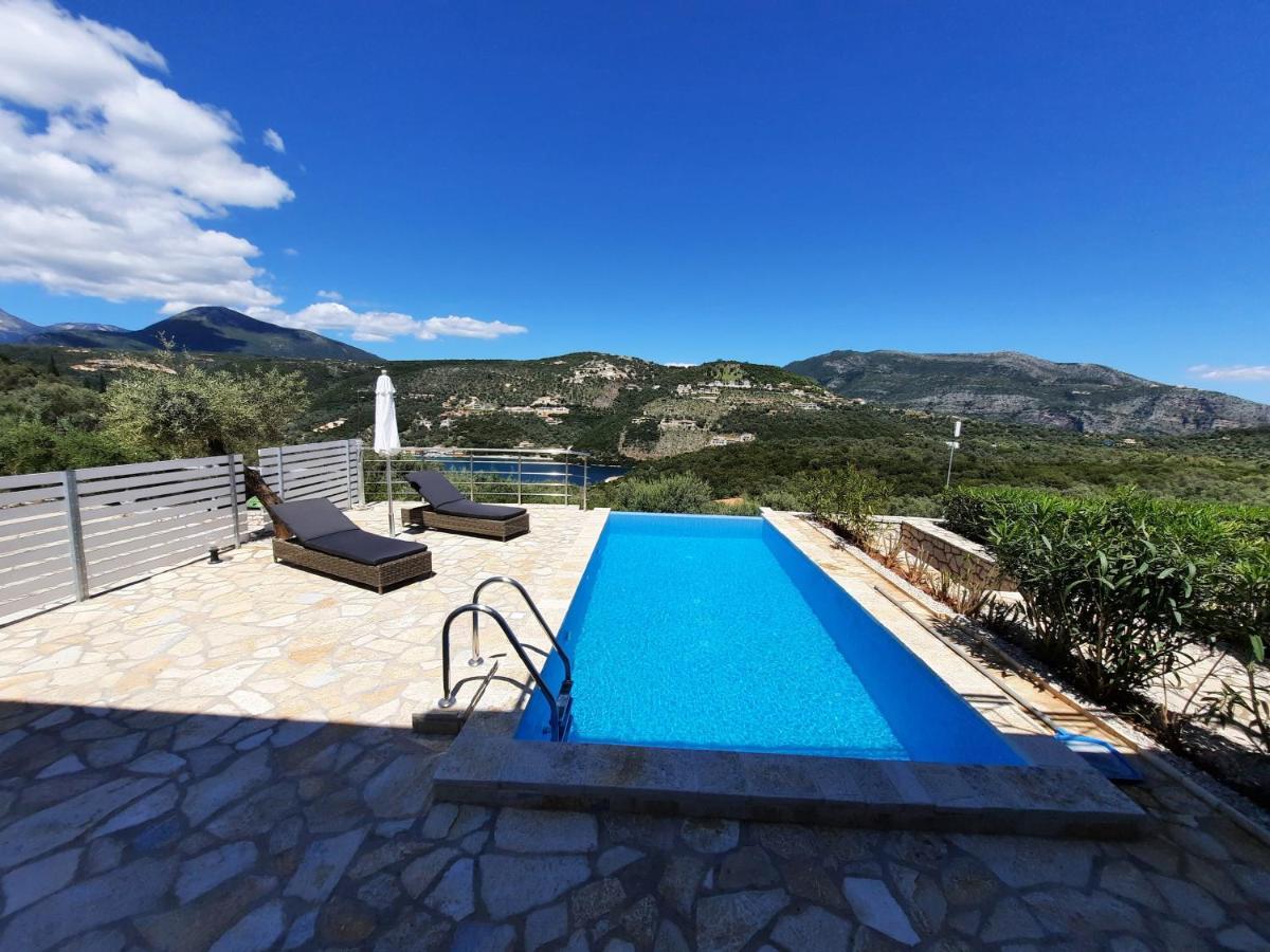 Villas Amantea- Four Villas With Big Pool And Infinity Pool Szívota Kültér fotó
