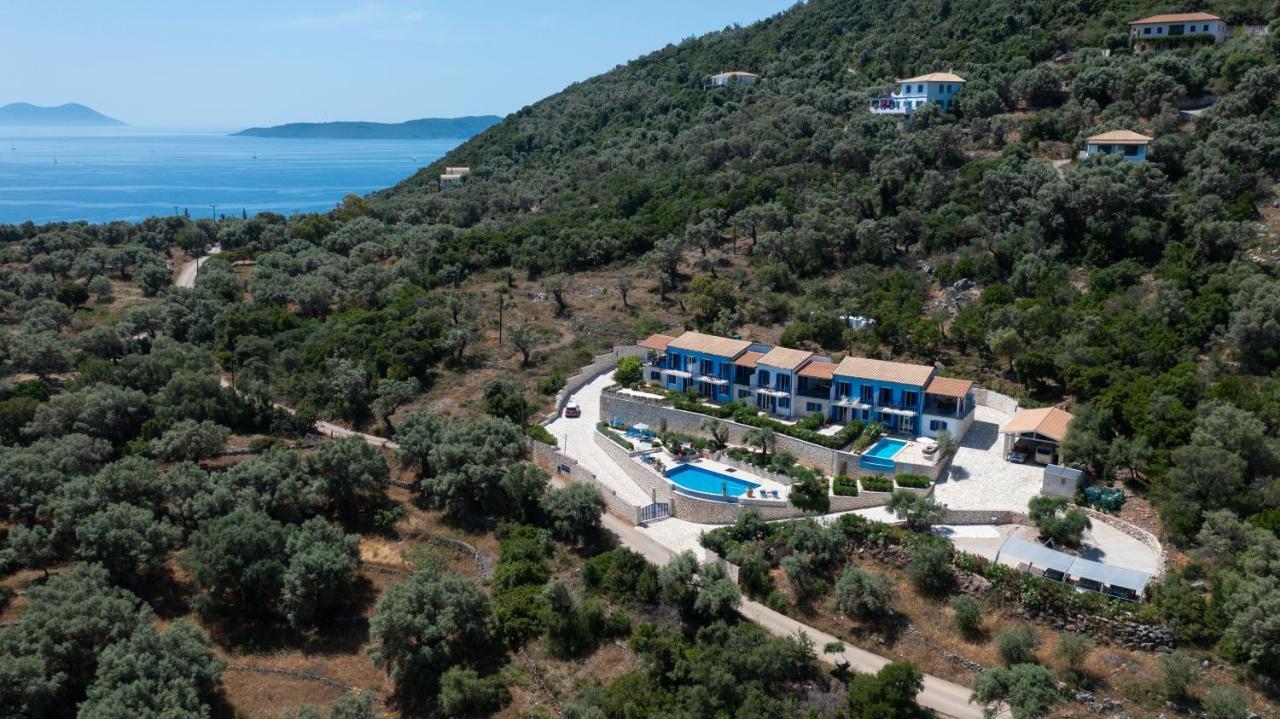 Villas Amantea- Four Villas With Big Pool And Infinity Pool Szívota Kültér fotó