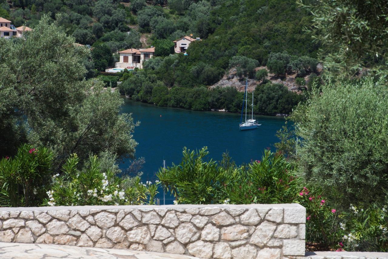 Villas Amantea- Four Villas With Big Pool And Infinity Pool Szívota Kültér fotó