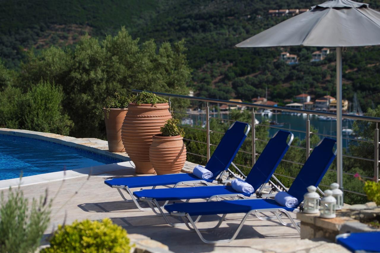 Villas Amantea- Four Villas With Big Pool And Infinity Pool Szívota Kültér fotó