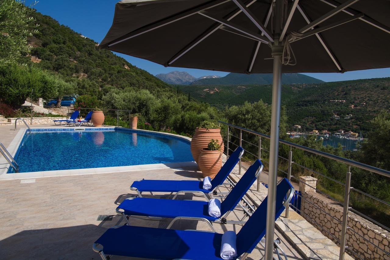 Villas Amantea- Four Villas With Big Pool And Infinity Pool Szívota Kültér fotó