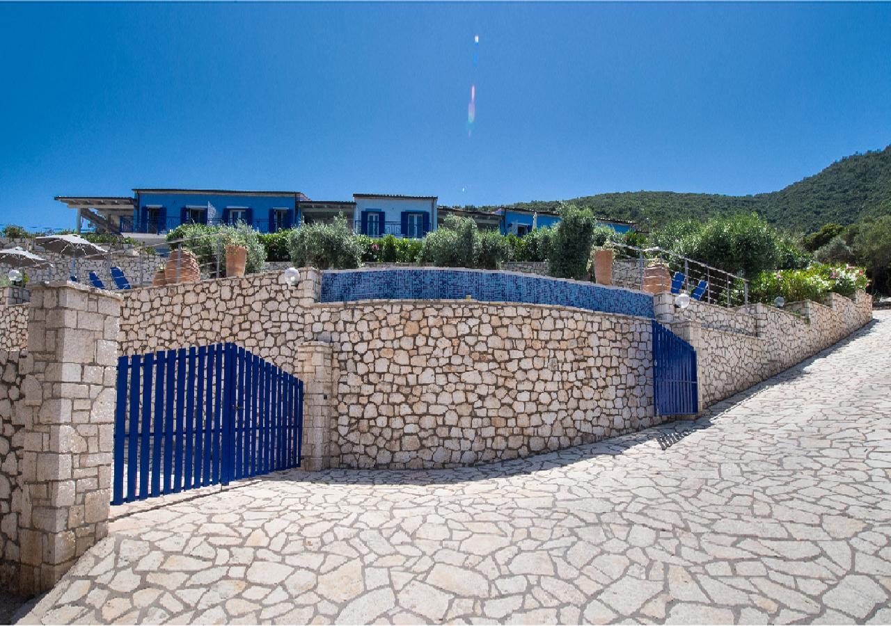 Villas Amantea- Four Villas With Big Pool And Infinity Pool Szívota Kültér fotó